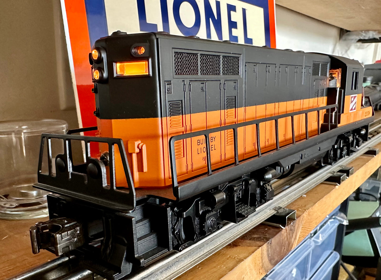 Lionel Conventional Classic MILWAUKEE ROAD GP7 Diesel #2338 SKU: 6-38305