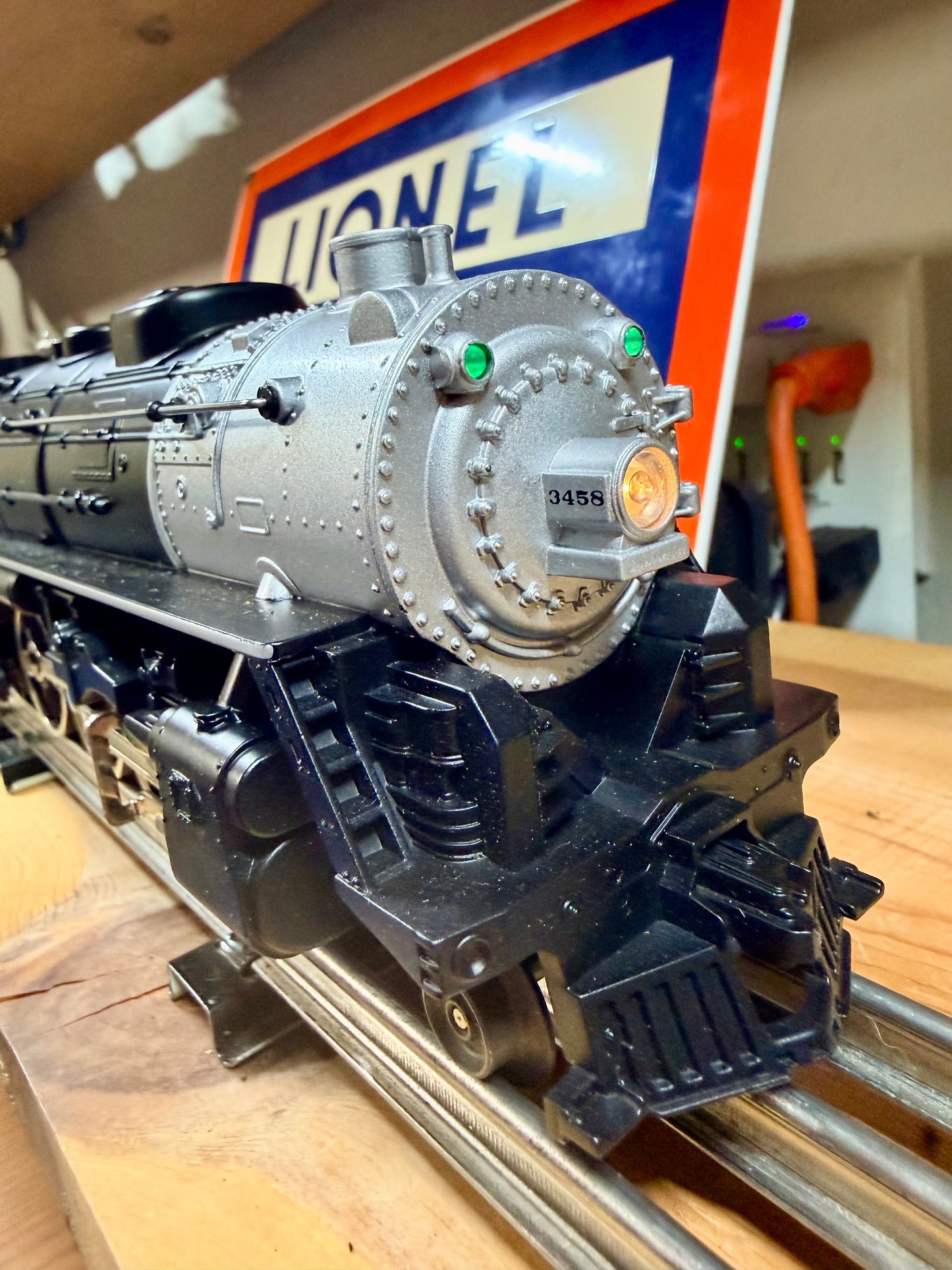 Lionel O Guage Santa Fe Hudson with Air whistle #3458