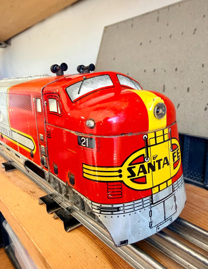 1950 Marx #21 O Scale/ O Gauge Santa Fe Diesel Locomotive AA Set