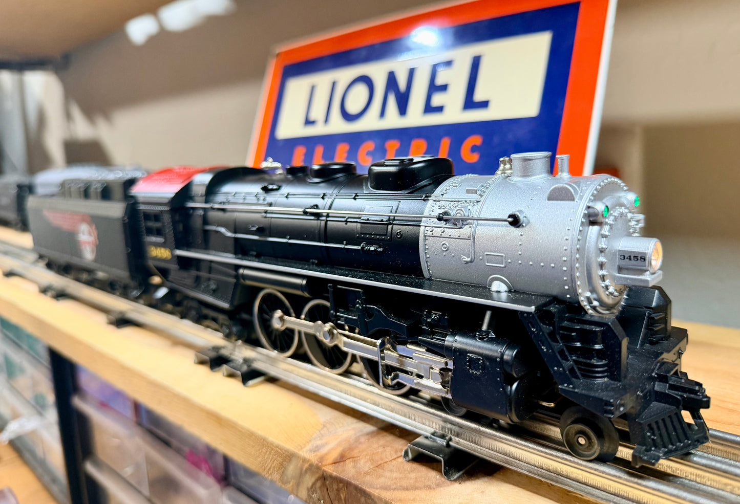 Lionel O Guage Santa Fe Hudson with Air whistle #3458