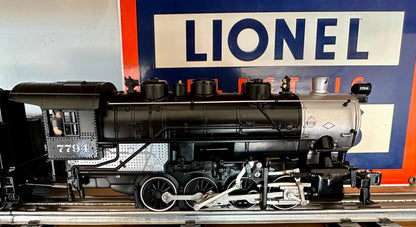 Lionel New York Central  0-8-0 Steam Loco and Tender #7794