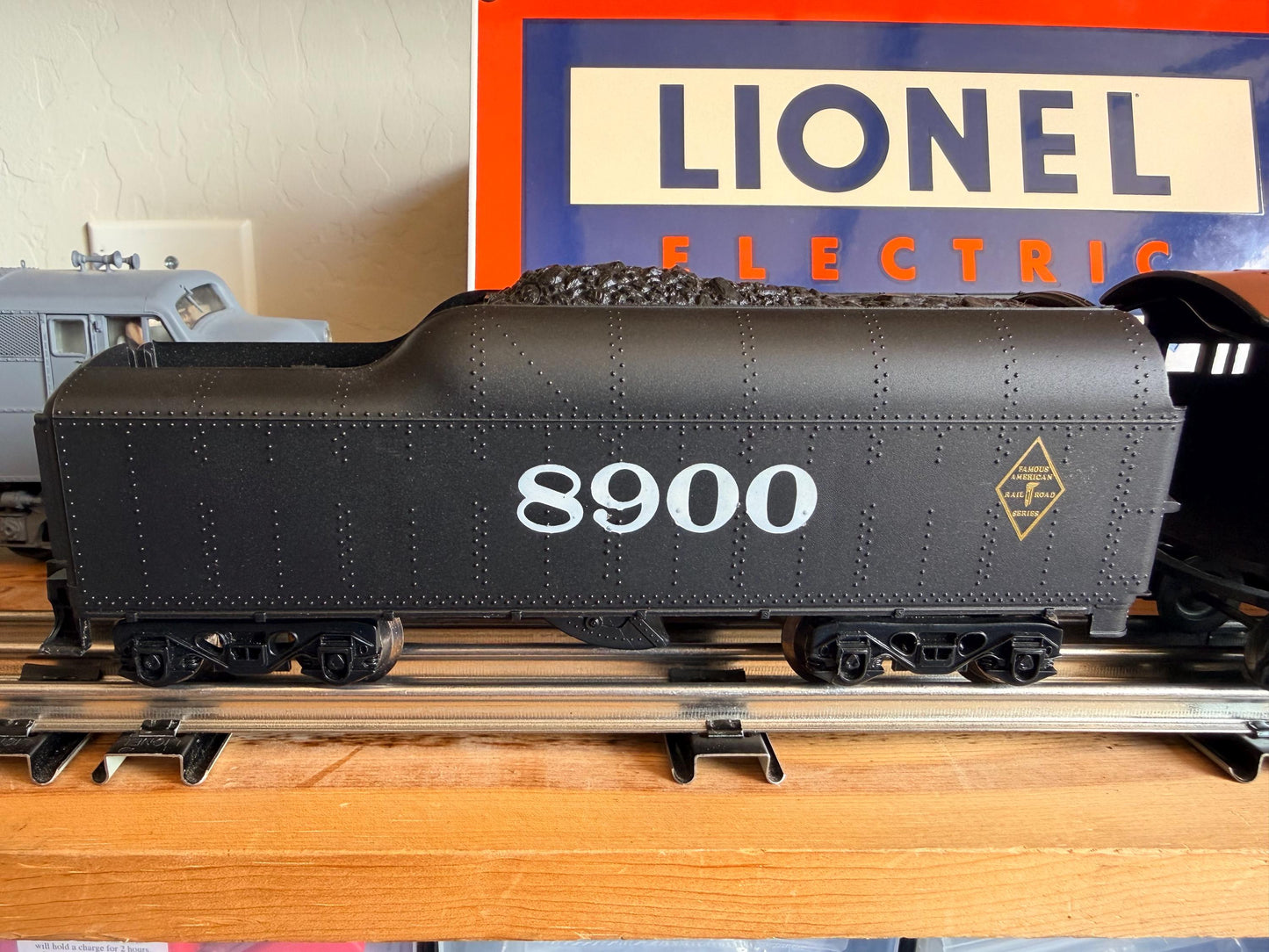 Lionel #8900 Santa Fe 4-6-4