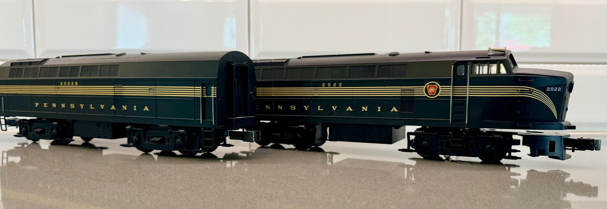 Weaver O Guage PRR Baldwin Sharknose A and B Set- Mint and Rare to Market